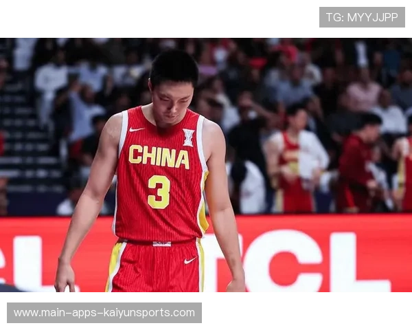 球队在比赛中以出色战术纪律控制对手攻势，球队纪律强调