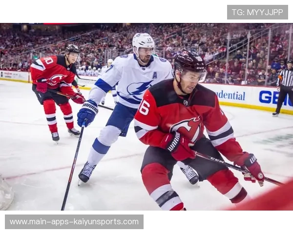 NHL 季后赛综述：今日客场球队展现了极强的统治力，分差明显加大。